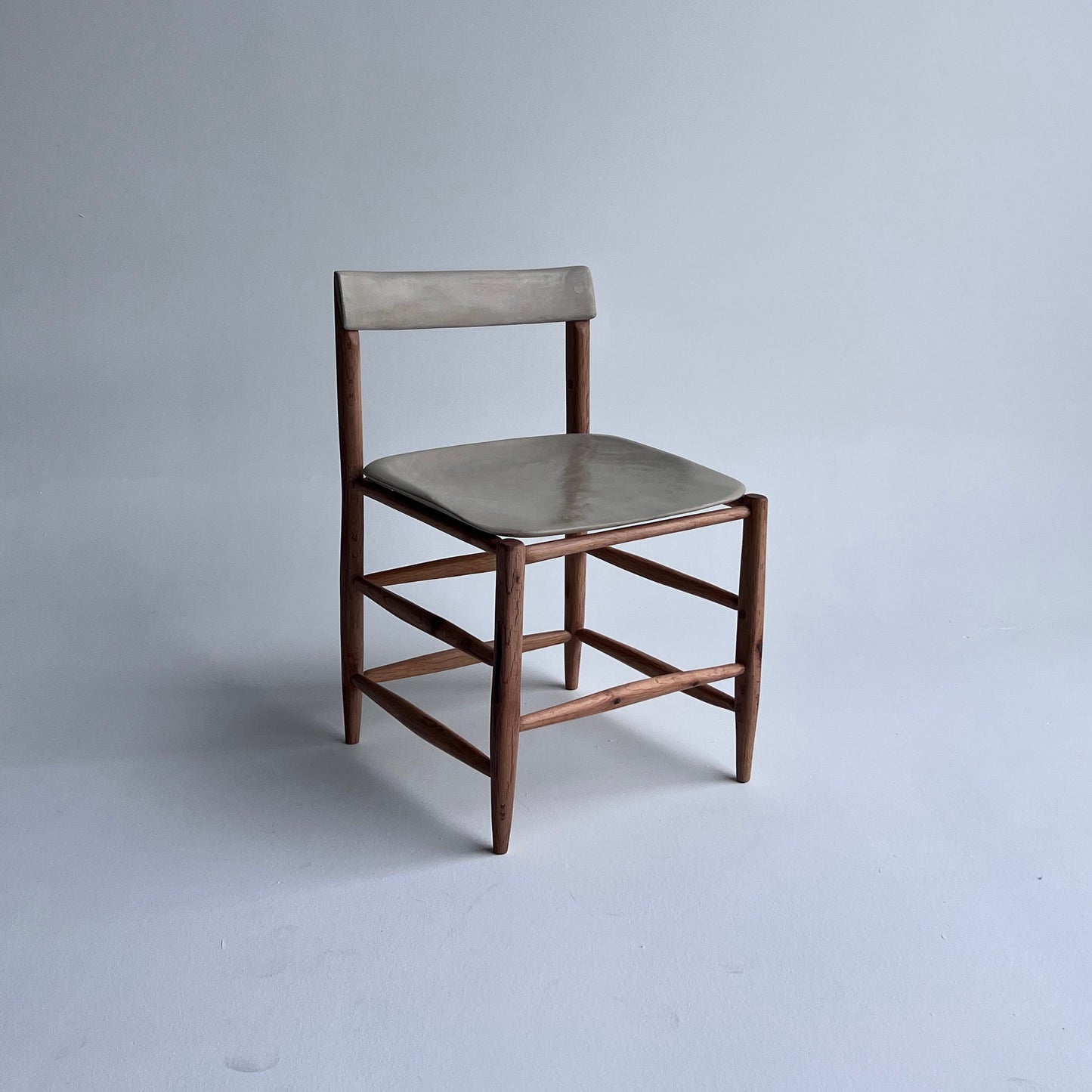 Post & Rung Chair